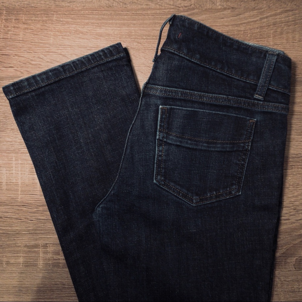 GAP Straight Leg Jeans Size 4 Dark Wash